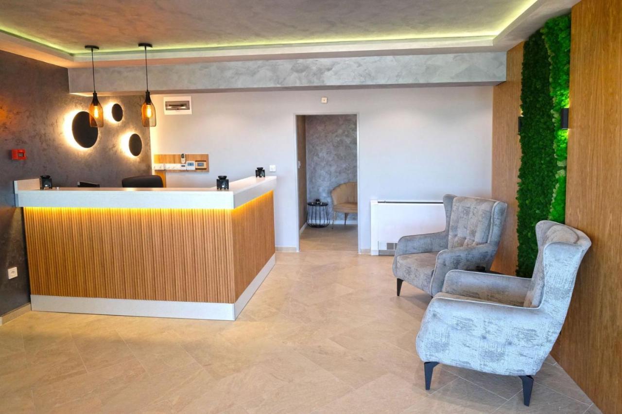 Paradise Hotel & Relax Center Pomorie Esterno foto