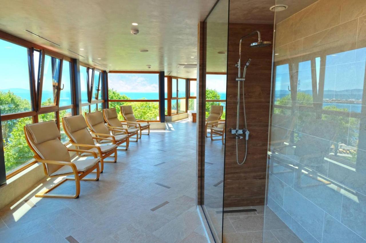 Paradise Hotel & Relax Center Pomorie Esterno foto