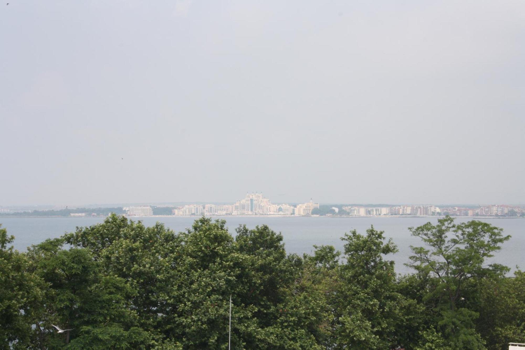 Paradise Hotel & Relax Center Pomorie Esterno foto
